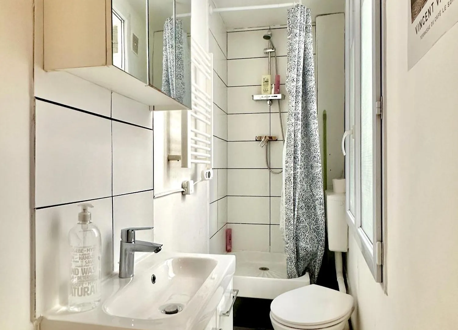 Comfortable Near Marais Aboukir Apartment